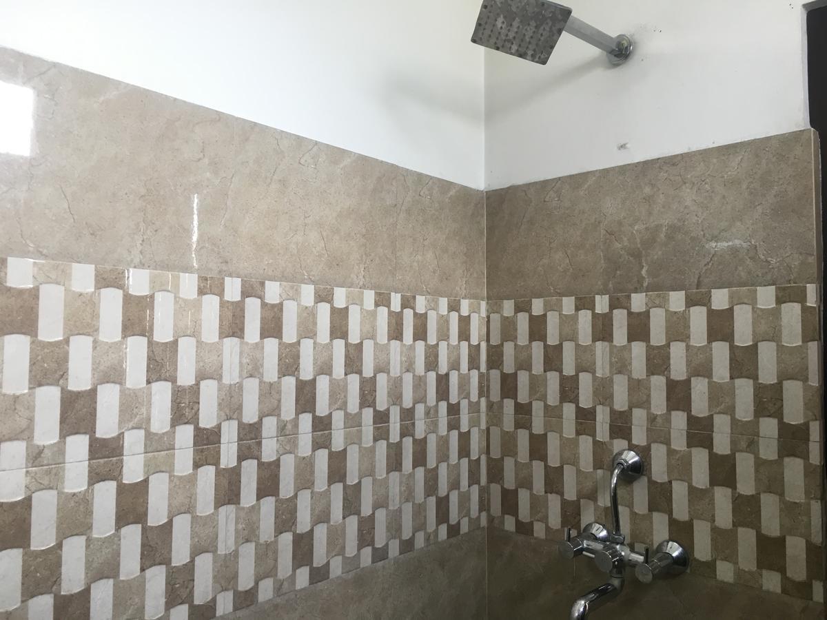 Oyo 12976 Hotel New Fiza Jammu Exterior foto