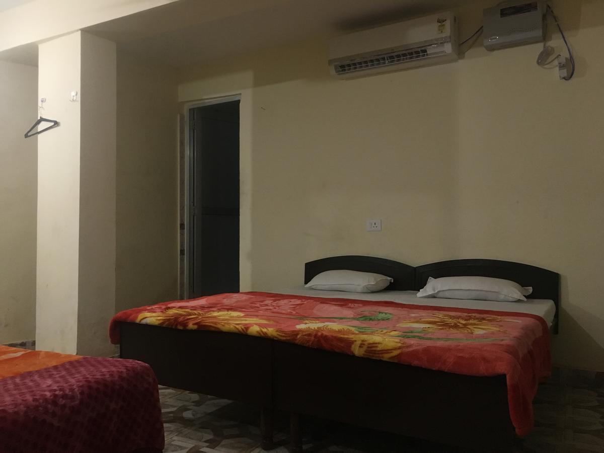 Oyo 12976 Hotel New Fiza Jammu Exterior foto
